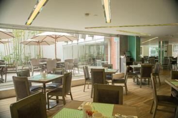 Otel Marbella