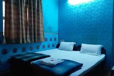 هتل Raj Bed & Breakfast