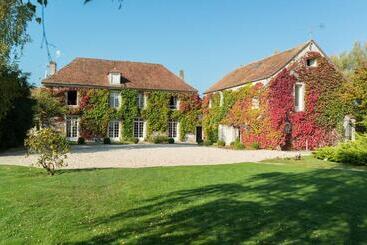Hôtel Domaine De Bellevue, The Originals Relais