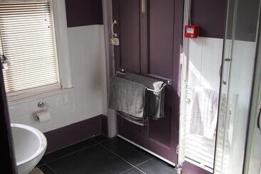 هتل The Coach House