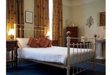 هتل The Coach House