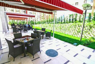 هتل The Green Park  Ankara