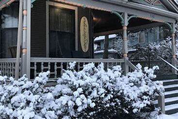 Innisfree Bed & Breakfast