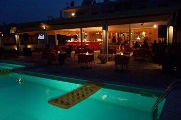 Antony S Complex