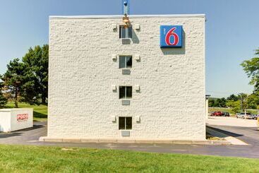Motel 6 Portland, Me
