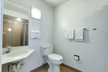 Motel 6 Portland, Me