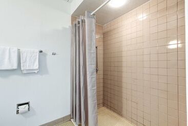 Motel 6 Portland, Me