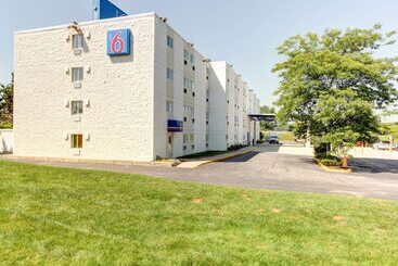Motel 6 Portland, Me