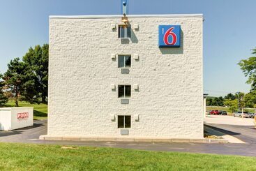 Motel 6 Portland, Me