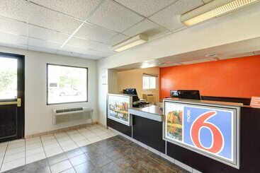 Motel 6 Portland, Me