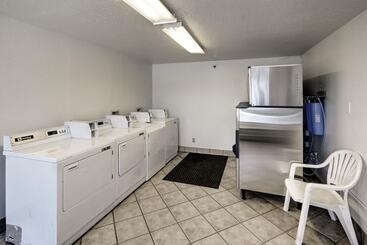 Motel 6ogden, Ut  Riverdale