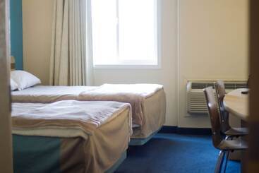 مُتل The Wilshire Inn