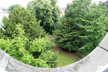 Residence Et Chambres D Hotes De La Porte D Arras