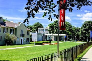Saratoga Farmstead B&b