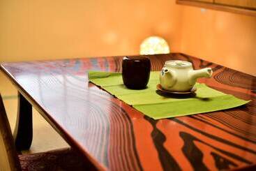 هتل Takenoya Ryokan