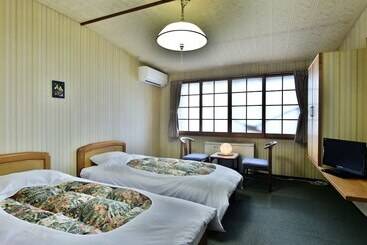 هتل Takenoya Ryokan
