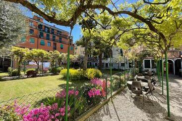 Bed and Breakfast Casa Caburlotto