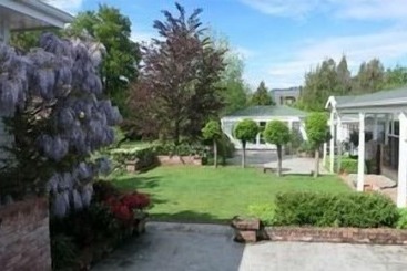 تختخواب و صبحانه Cheltenham House