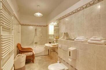 Boutique Hotel Villa Vulin