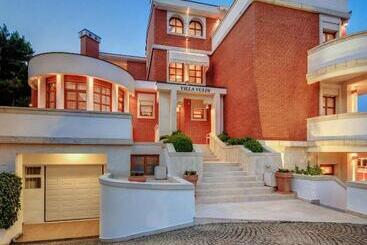 Boutique Hotel Villa Vulin