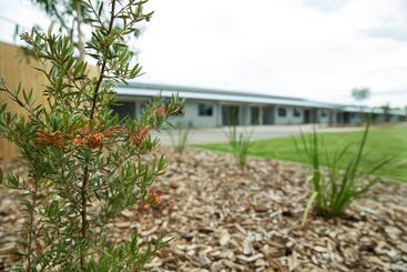 Direct Collective   Villas On Rivergum