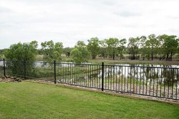 Direct Collective   Villas On Rivergum