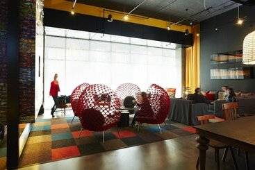 Alt Hotel Winnipeg