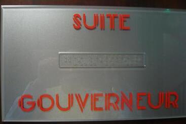 هتل Ambassadeurs Logis