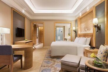 هتل Chimelong Hengqin Bay