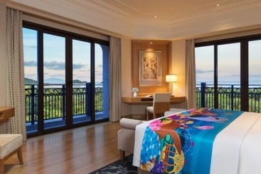 هتل Chimelong Hengqin Bay