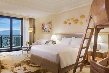 هتل Chimelong Hengqin Bay