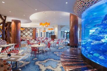 هتل Chimelong Hengqin Bay