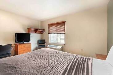 هتل Extended Stay America Select Suites Cincinnati Florence Airport