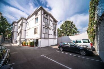 Garni Hotel Mint