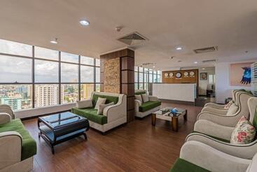 هتل Golden Tulip Dar Es Salaam City Center