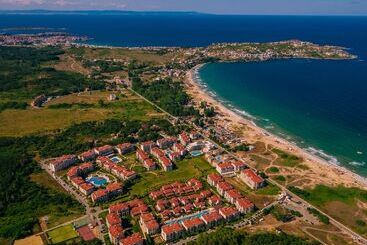 هتل Green Life Beach Resort Sozopol
