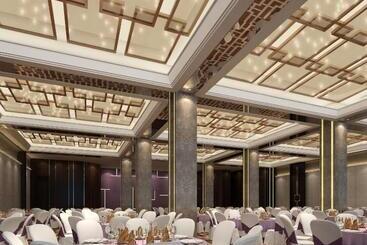 هتل Holiday Inn Express Zhengzhou Airport, An Ihg