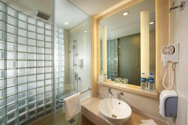 هتل Holiday Inn Express Zhengzhou Airport, An Ihg