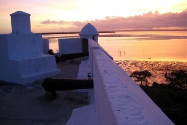 هتل Ibo Island Lodge