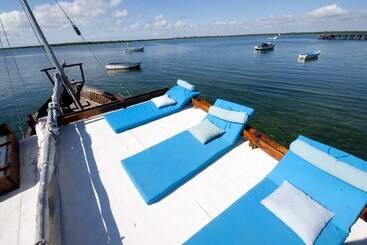 هتل Ibo Island Lodge