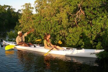 هتل Ibo Island Lodge