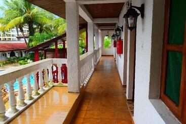 هتل Best Western Jangwani Sea Breeze Resort