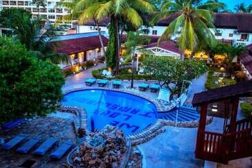 هتل Best Western Jangwani Sea Breeze Resort
