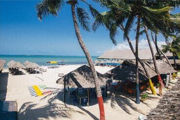 هتل Best Western Jangwani Sea Breeze Resort