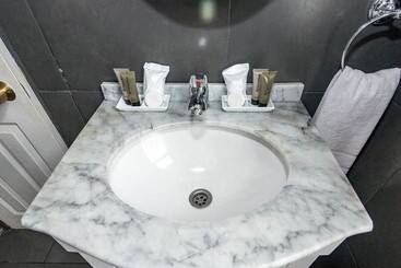 هتل La Blanca