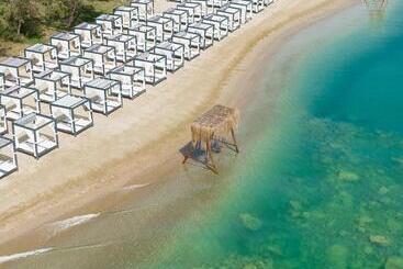 هتل La Blanche Island Bodrum