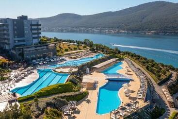 هتل La Blanche Island Bodrum