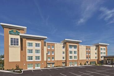 هتل La Quinta By Wyndham Paducah