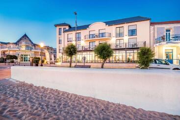Les Flots   Hôtel Et Restaurant Face à L Océan   Châtelaillon Plage - Chatelaillon Plage