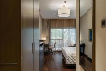 هتل Palm Meadows Resort
